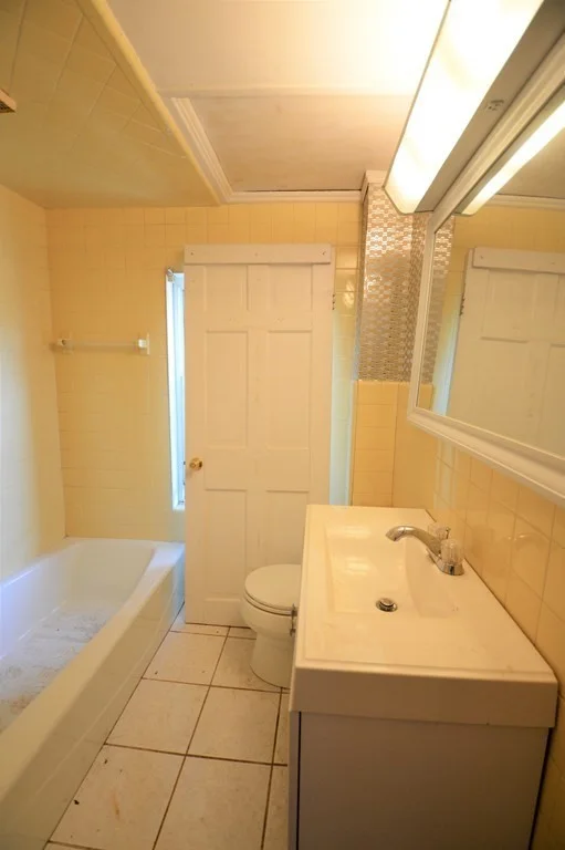 3 bed, 1 bath apartment for rent at 334 River St Unit 334, West Newton — photo 11 of 18