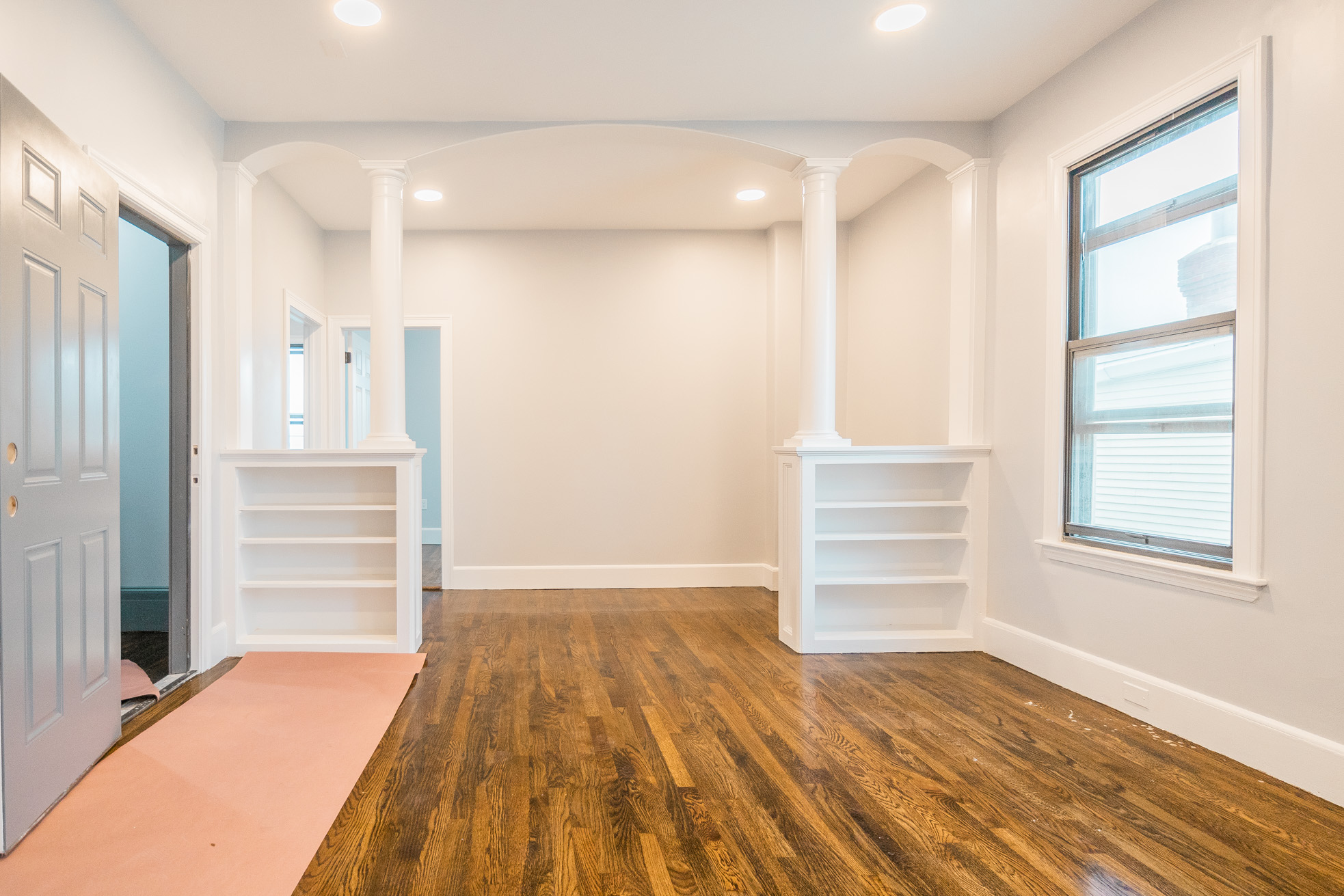 4 bed, 2 bath apartment for rent at 334 Saratoga St Unit 3, East Boston — photo 1 of 8