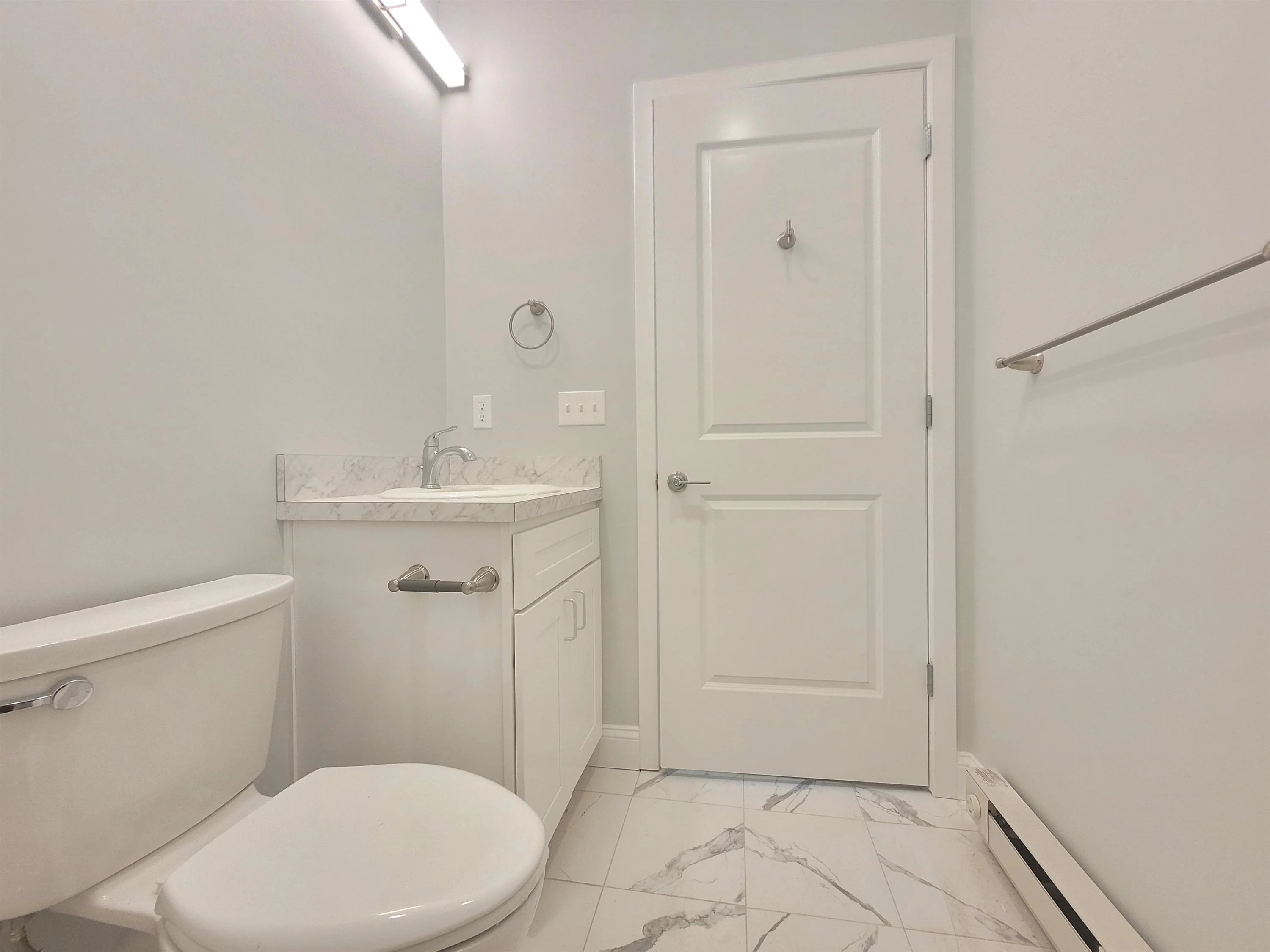 4 bed, 1 bath apartment for rent at 334 Warren St Unit 2, Roxbury — photo 9 of 10