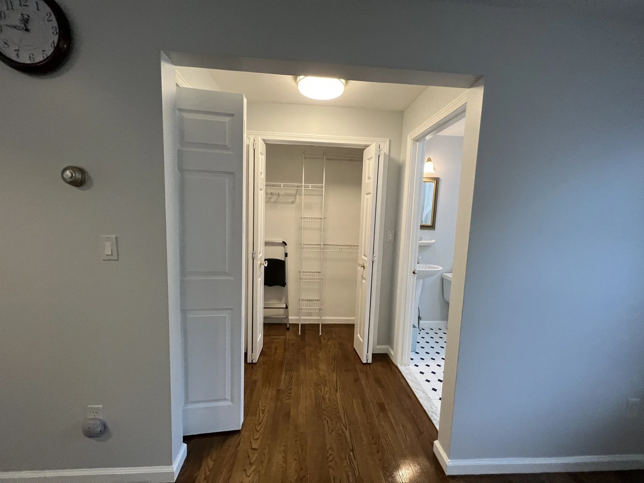 3 bed, 2 bath apartment for rent at 335-337 Linwood Ave Unit 335, Nonantum — photo 5 of 21