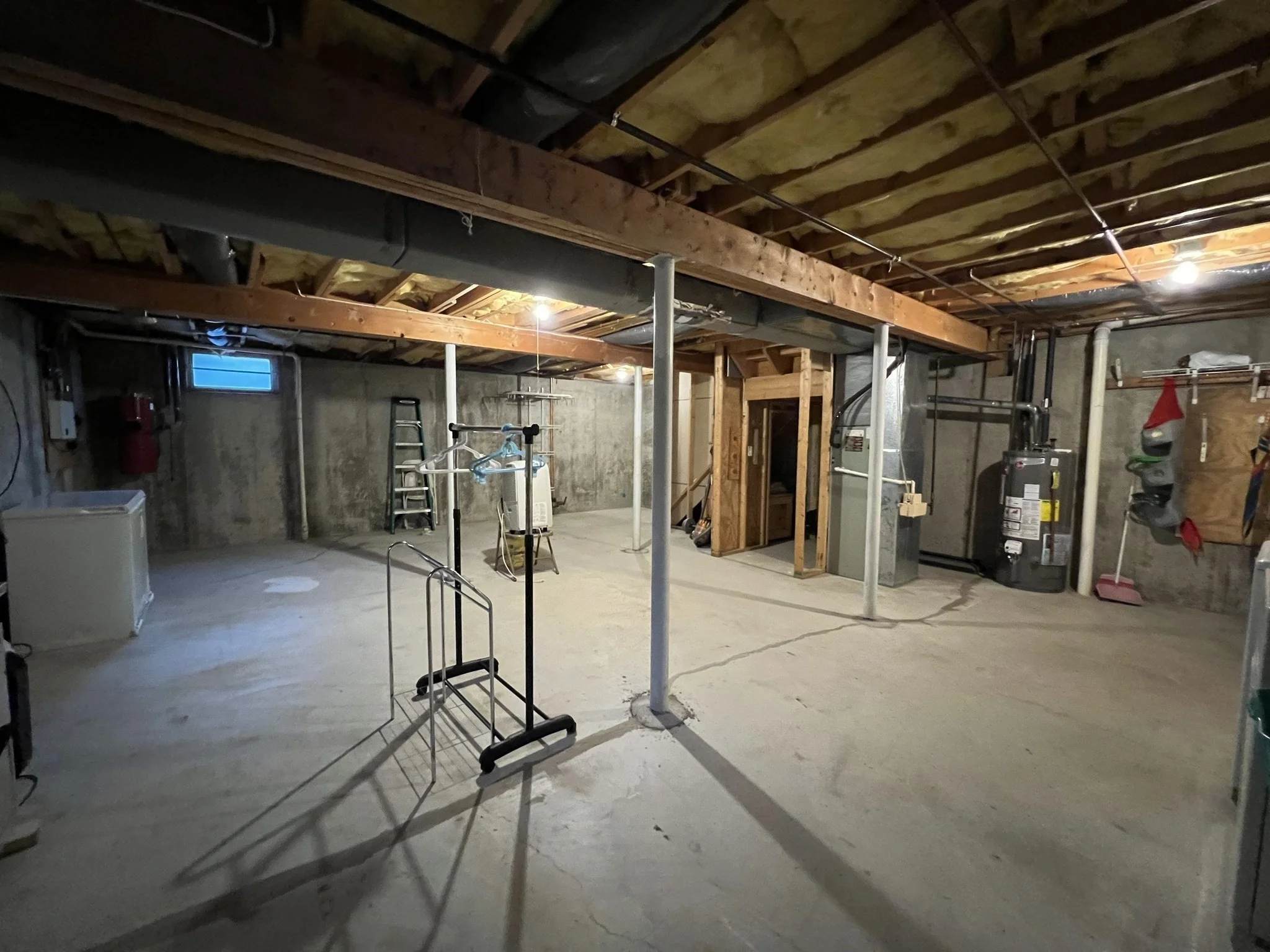 3 bed, 2 bath apartment for rent at 335-337 Linwood Ave Unit 335, Nonantum — photo 20 of 21