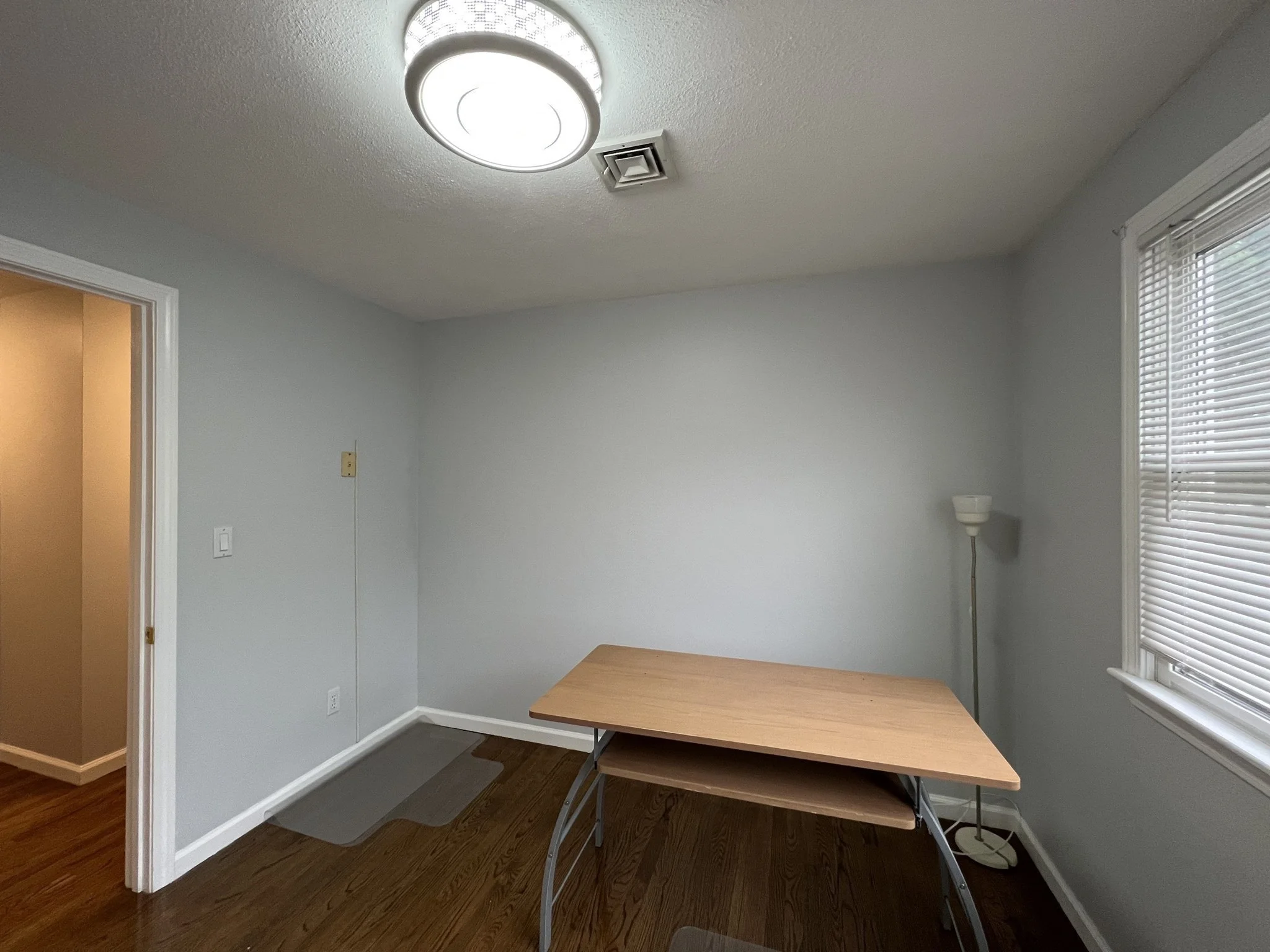 3 bed, 2 bath apartment for rent at 335-337 Linwood Ave Unit 335, Nonantum — photo 7 of 21