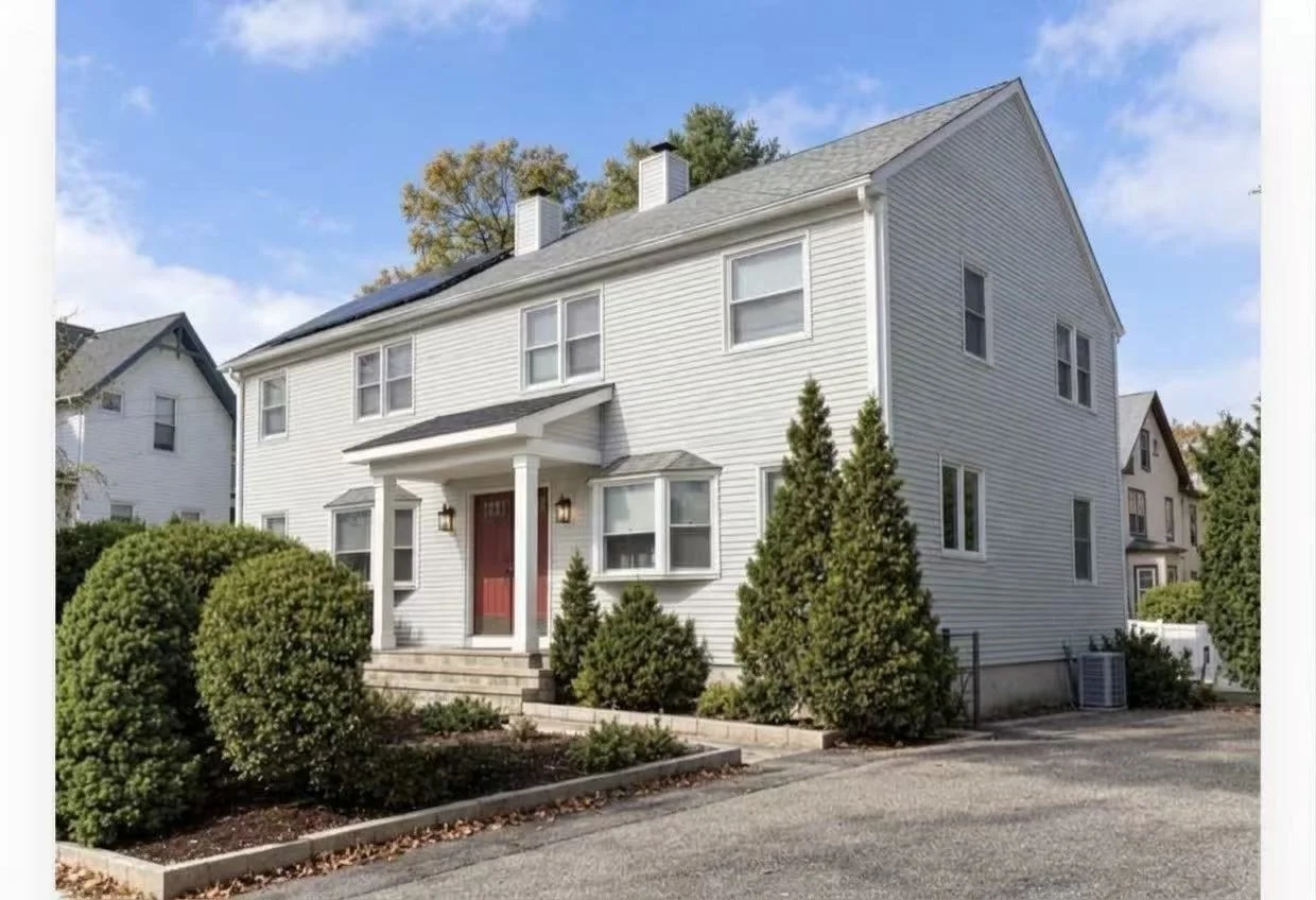 3 bed, 2 bath apartment for rent at 335-337 Linwood Ave Unit 335, Nonantum