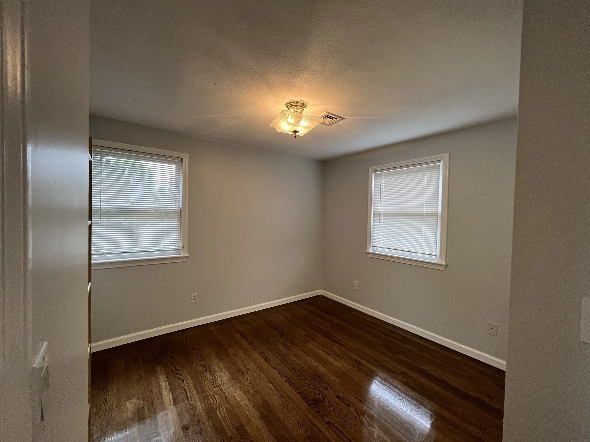 3 bed, 2 bath apartment for rent at 335-337 Linwood Ave Unit 335, Nonantum — photo 14 of 21