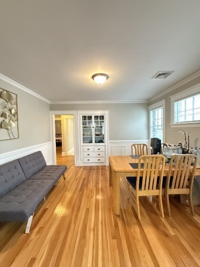 2 bed, 1 bath apartment for rent at 335 Arlington St Unit 2, Watertown — photo 3 of 12