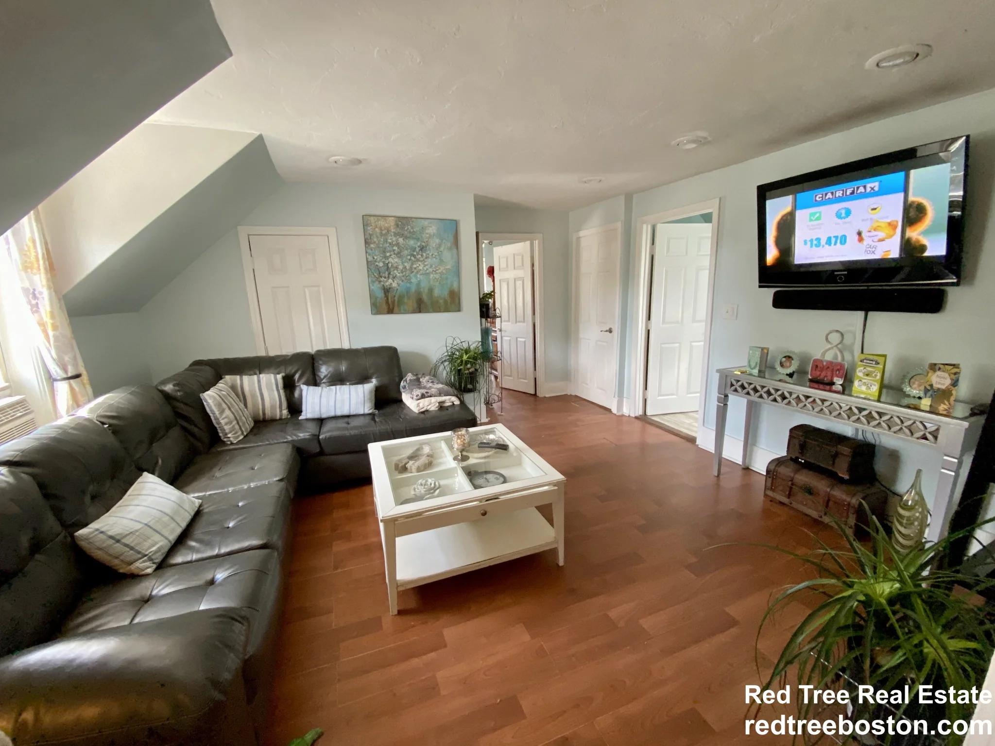 2 bed, 1 bath apartment for rent at 335 Baker St Unit 2, West Roxbury — photo 2 of 24