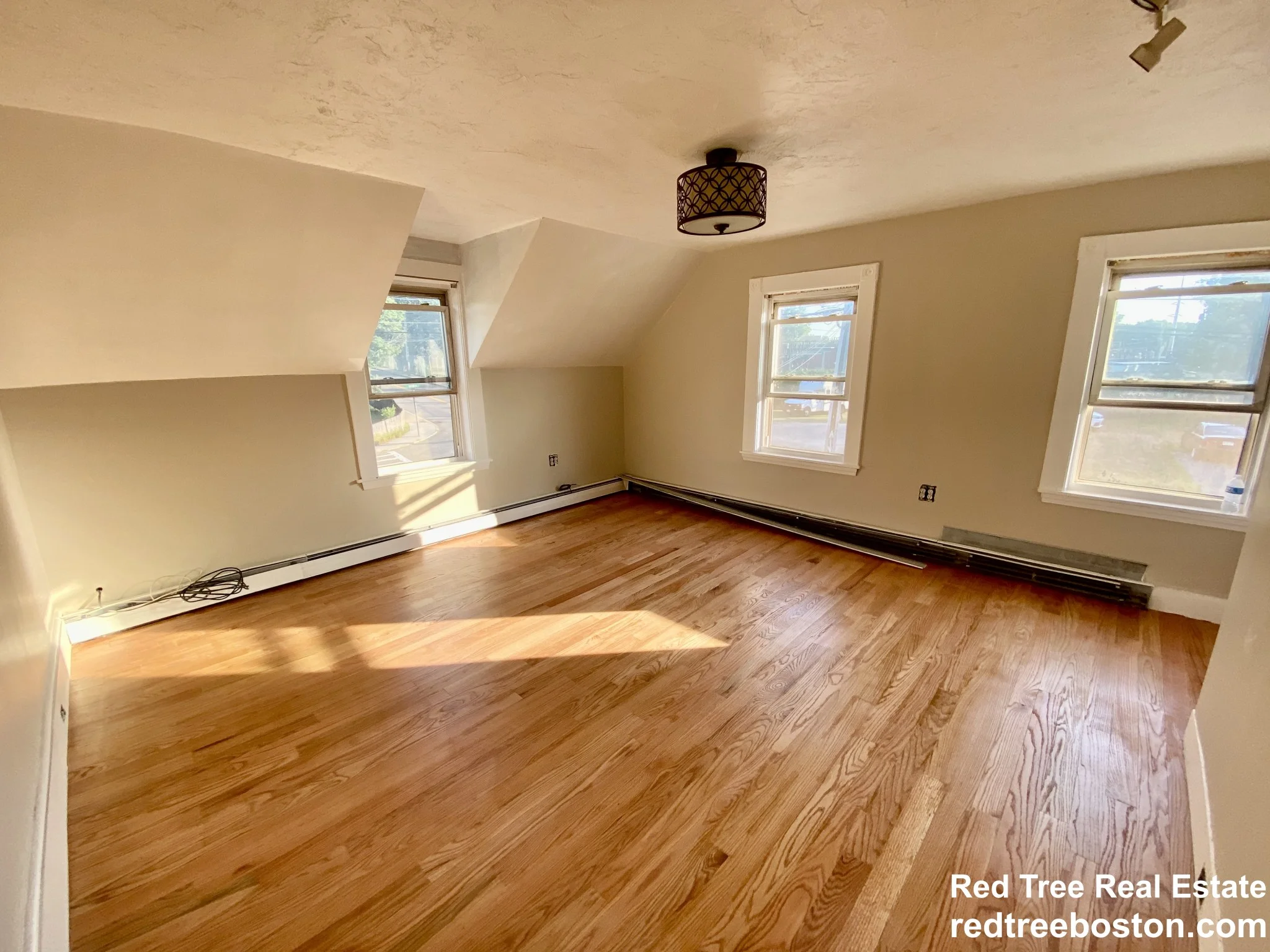 2 bed, 1 bath apartment for rent at 335 Baker St Unit 2, West Roxbury — photo 9 of 24