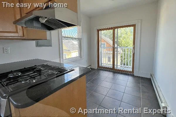 4 bed, 2 bath apartment for rent at 335 Beacon St Unit 3, Porter Square — photo 7 of 12