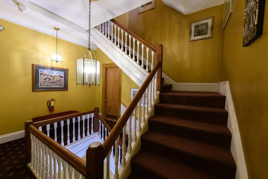 1 bed, 1 bath apartment for rent at 335 Beacon St Unit 7, Back Bay — photo 16 of 17