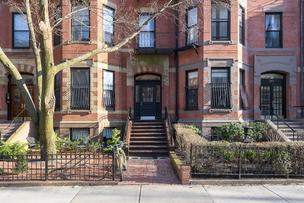 1 bed, 1 bath apartment for rent at 335 Beacon St Unit 7, Back Bay — photo 17 of 17