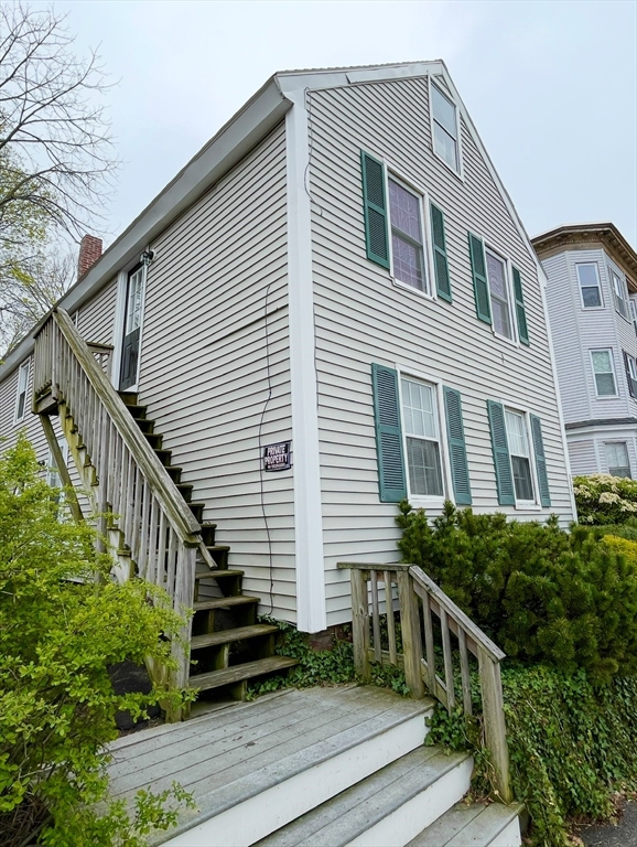 Studio bed, 1 bath apartment for rent at 335 Cabot Unit 1, Beverly — photo 10 of 10
