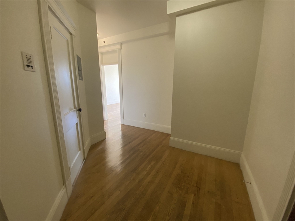 1 bed, 1 bath apartment for rent at 335 South Huntington Ave Unit 43, Fenway — photo 3 of 6