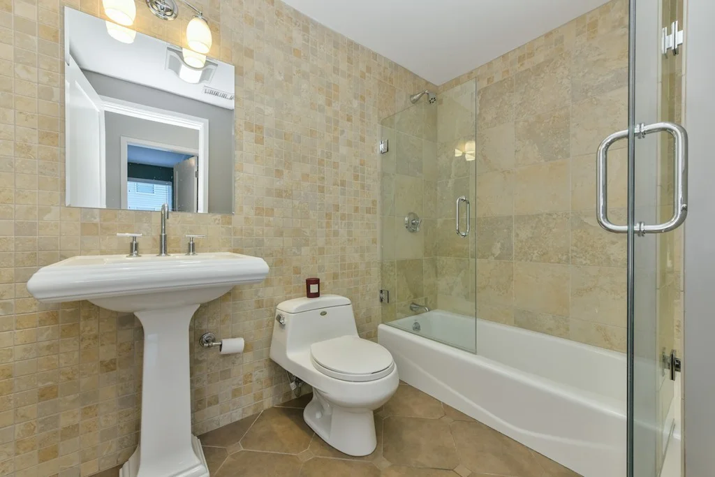 2 bed, 2 bath apartment for rent at 335 West 2nd St Unit 16, South Boston — photo 15 of 17