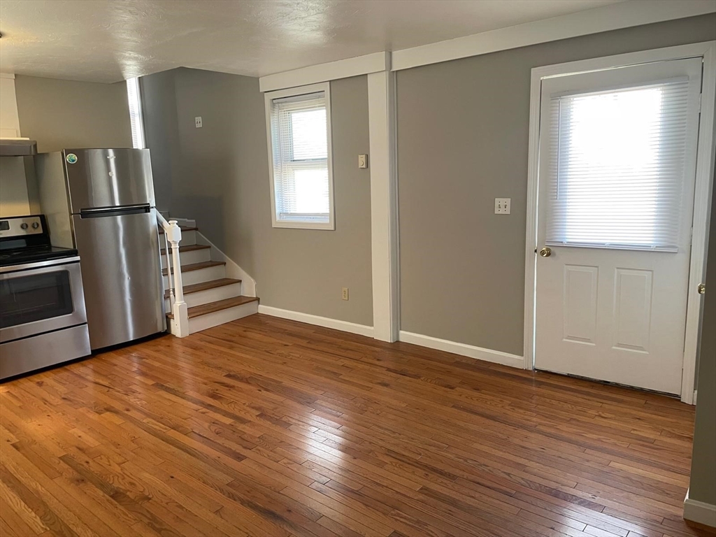 1 bed, 1 bath apartment for rent at 335 Washington St Unit 4, Abington — photo 5 of 15