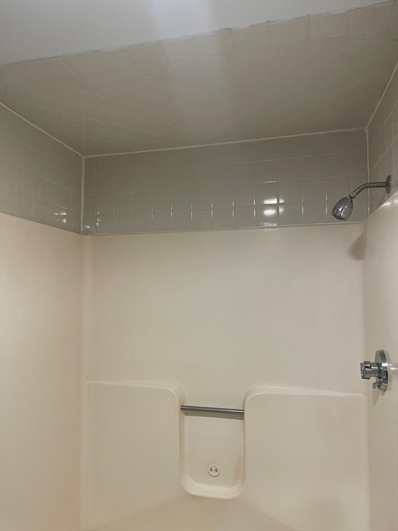 1 bed, 1 bath apartment for rent at 335 Washington St Unit 4, Abington — photo 14 of 15