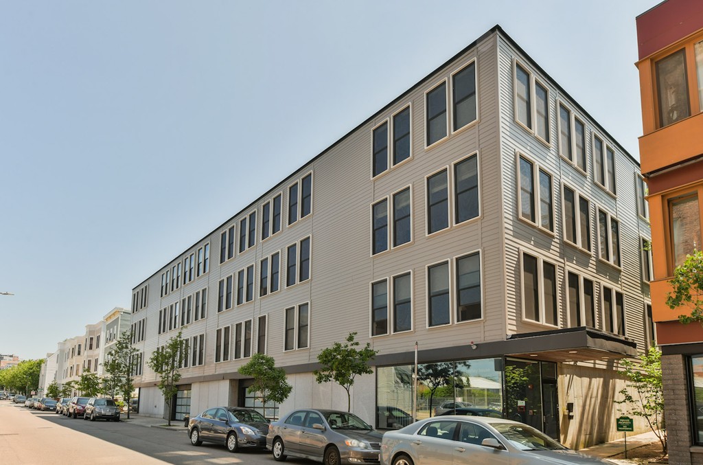 2 bed, 2 bath apartment for rent at 335 West 2nd St Unit 16, South Boston — photo 16 of 17