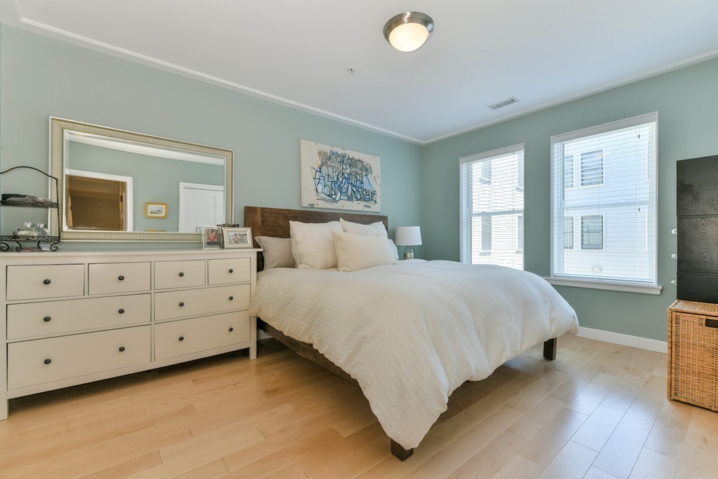 2 bed, 2 bath apartment for rent at 335 West 2nd St Unit 16, South Boston — photo 12 of 17