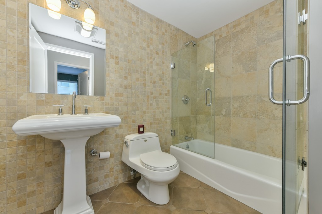 2 bed, 2 bath apartment for rent at 335 West 2nd St Unit 16, South Boston — photo 15 of 17