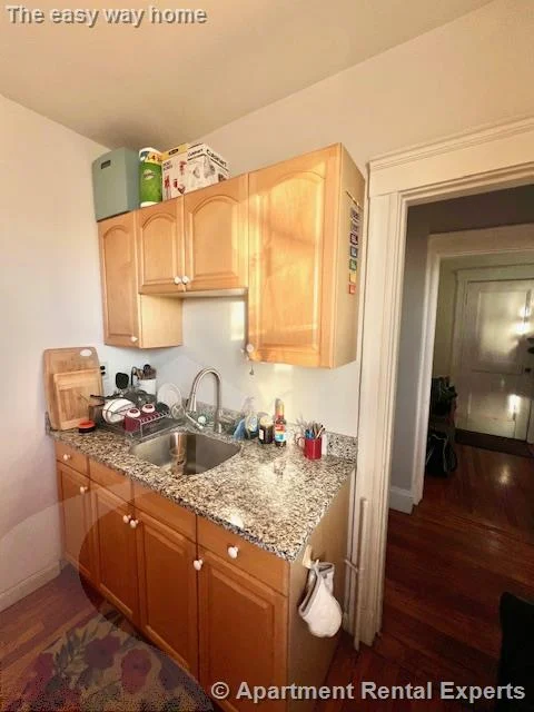 1 bed, 1 bath apartment for rent at 335A Harvard St Unit 15, Harvard Square — photo 4 of 7