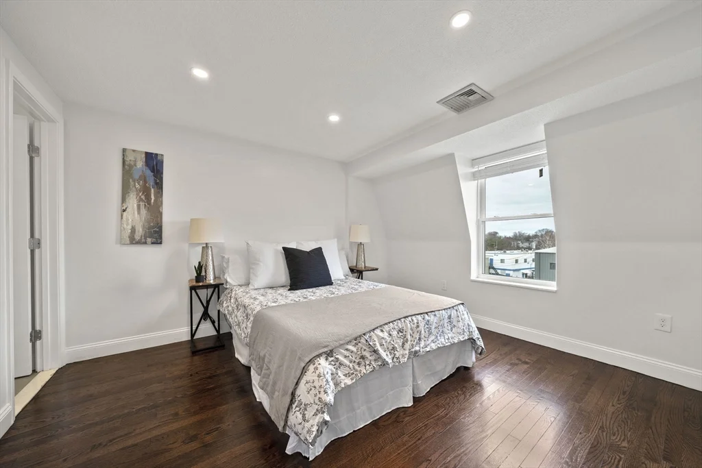 2 bed, 2 bath apartment for rent at 336 Adams Unit 27, Dorchester — photo 10 of 15