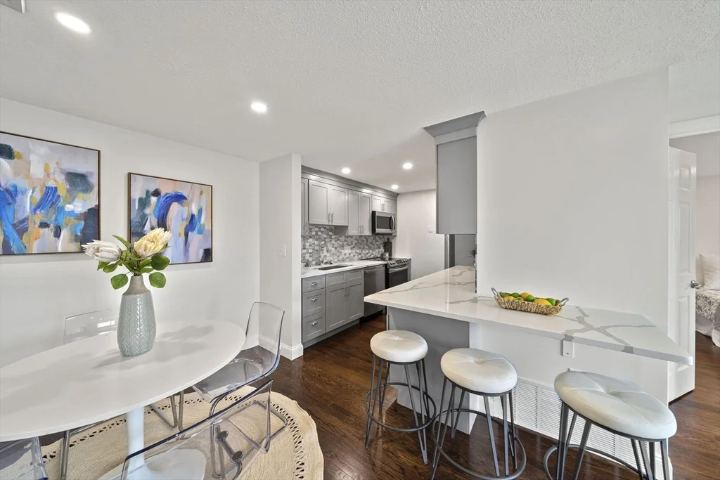2 bed, 2 bath apartment for rent at 336 Adams Unit 27, Dorchester — photo 5 of 15
