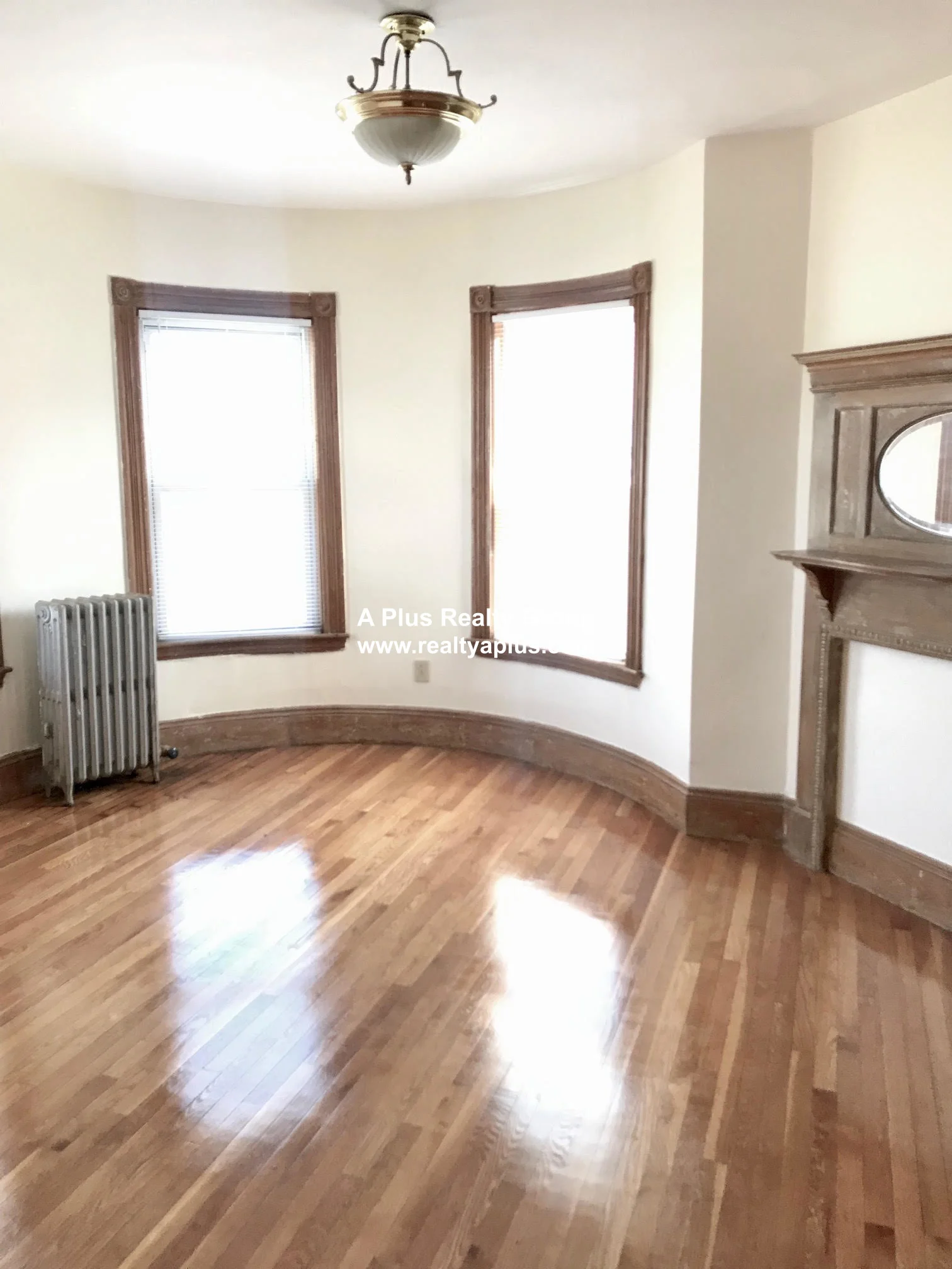 4 bed, 1 bath apartment for rent at 336 Centre St Unit 2, Jamaica Plain — photo 18 of 19