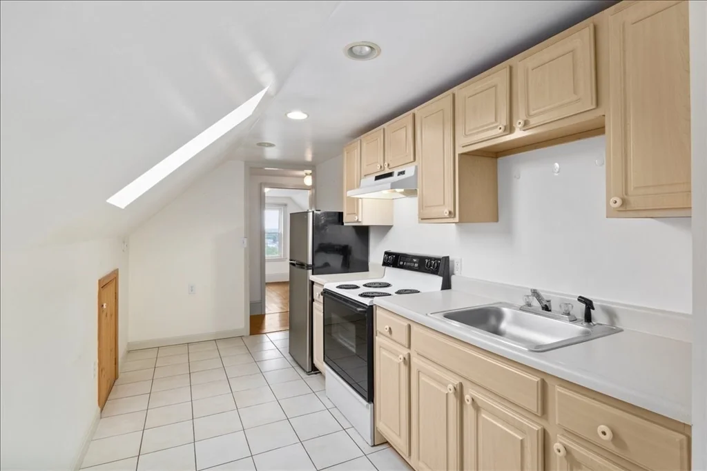 5 bed, 2 bath apartment for rent at 336 Cornell St Unit 2, Roslindale — photo 25 of 41