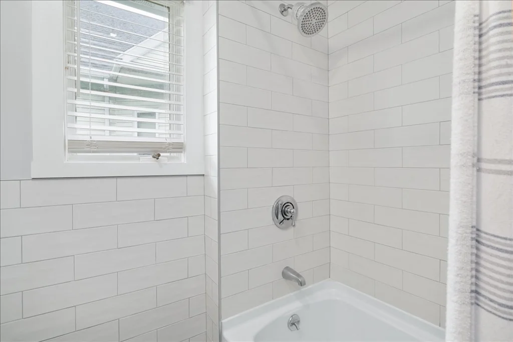 5 bed, 2 bath apartment for rent at 336 Cornell St Unit 2, Roslindale — photo 18 of 41