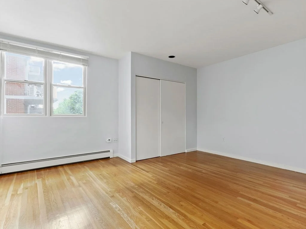 3 bed, 2 bath apartment for rent at 336 Harvard St Unit E, Harvard Square — photo 21 of 41