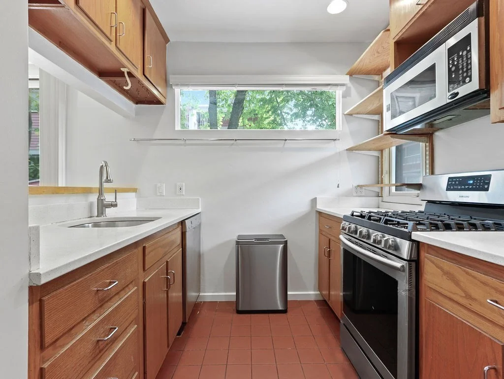 3 bed, 2 bath apartment for rent at 336 Harvard St Unit E, Harvard Square — photo 8 of 41