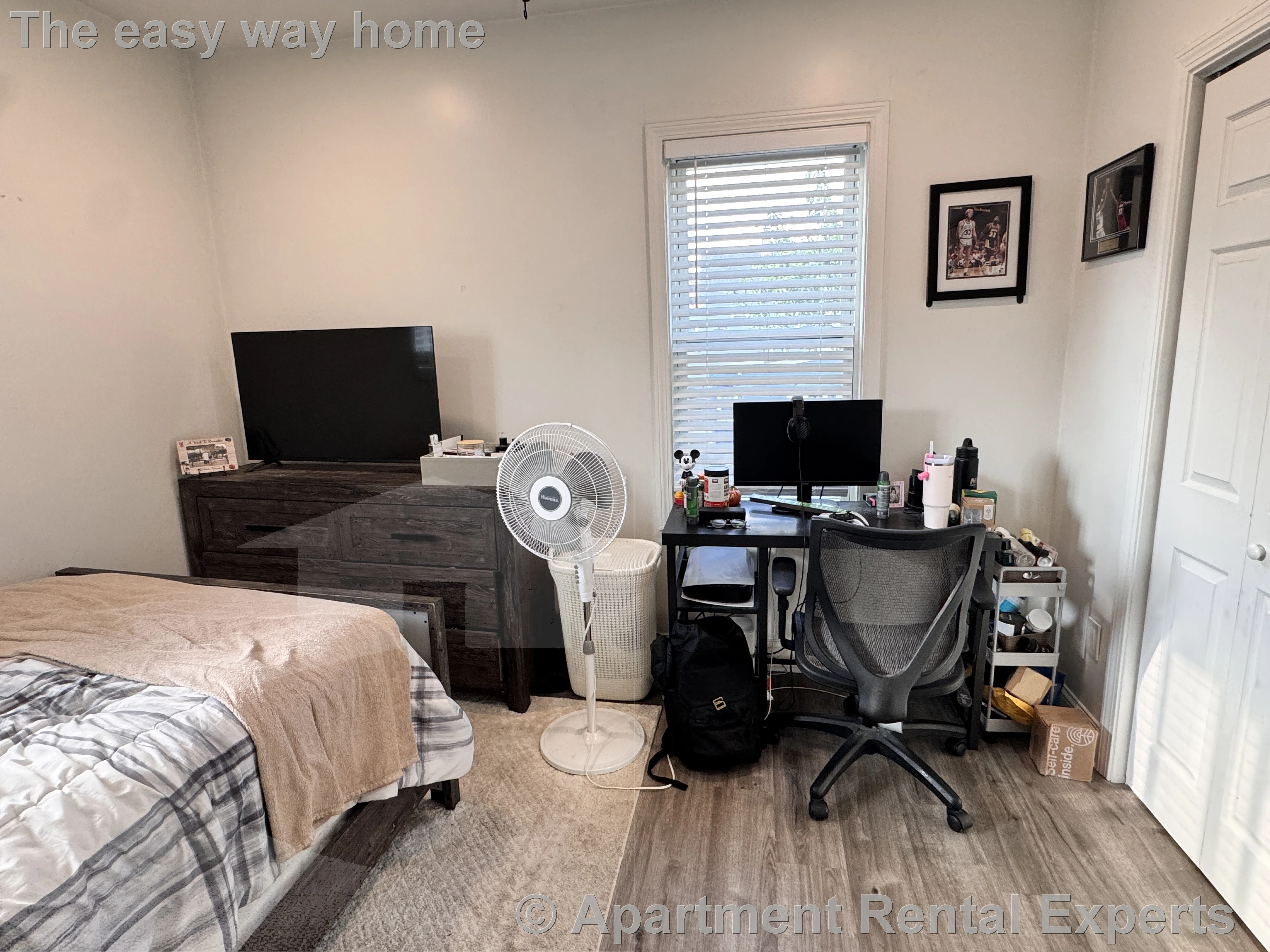 2 bed, 1 bath apartment for rent at 336 Lowell St Unit 3, Magoun Square — photo 15 of 24