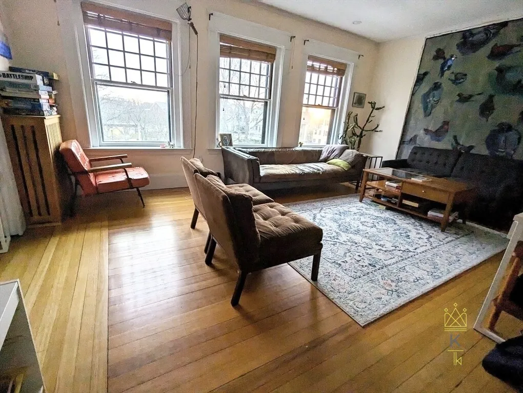 3 bed, 1.5 bath apartment for rent at 336 Washington St Unit 3, Emerson Gardens