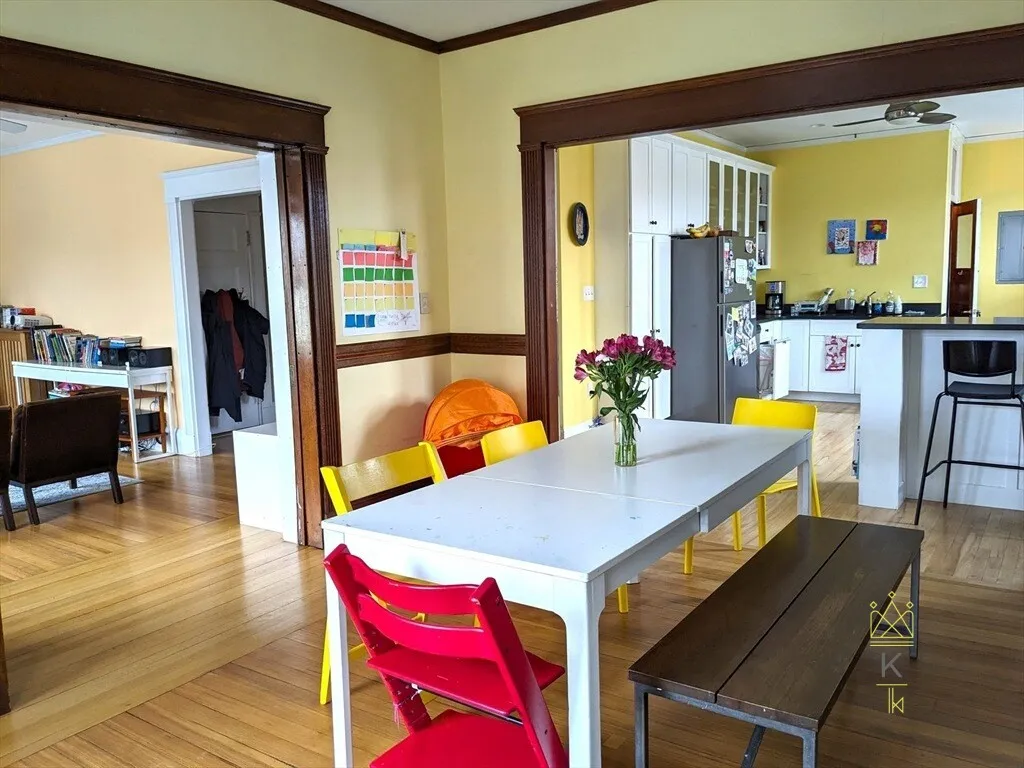 3 bed, 1.5 bath apartment for rent at 336 Washington St Unit 3, Emerson Gardens — photo 2 of 12