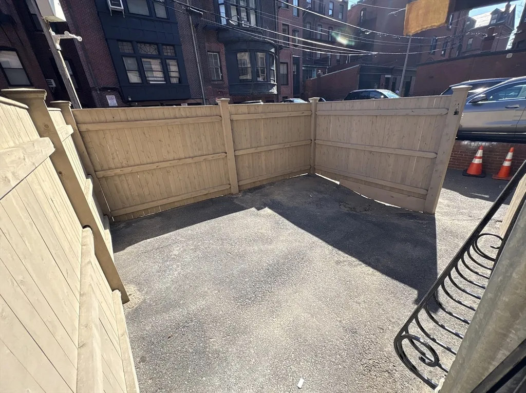 1 bed, 1 bath apartment for rent at 337 Beacon St Unit 1, Back Bay — photo 9 of 11