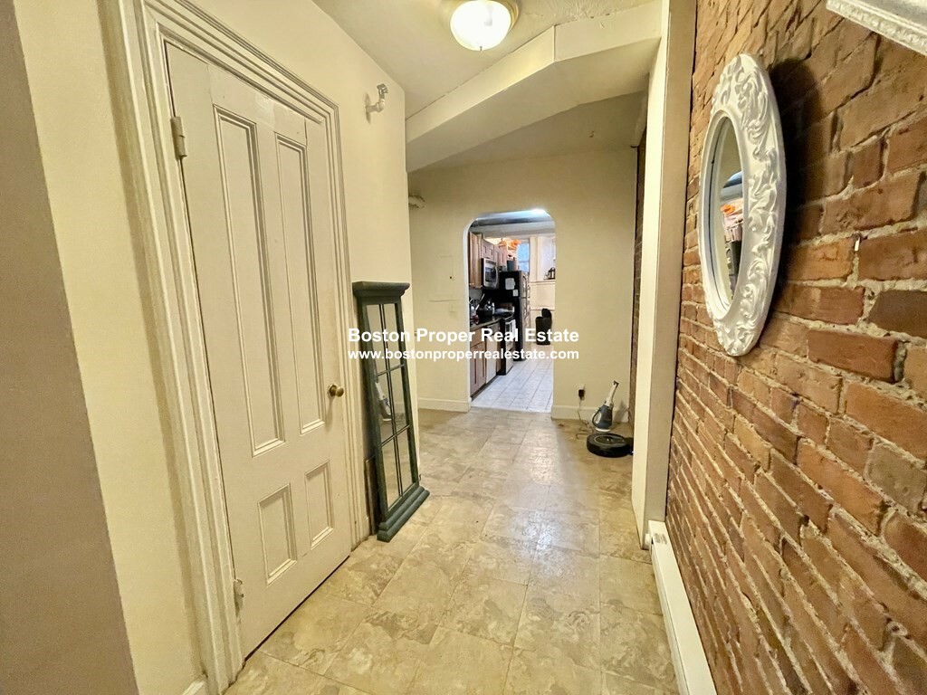 1 bed, 1 bath apartment for rent at 337 Beacon St Unit 101, Back Bay — photo 12 of 14