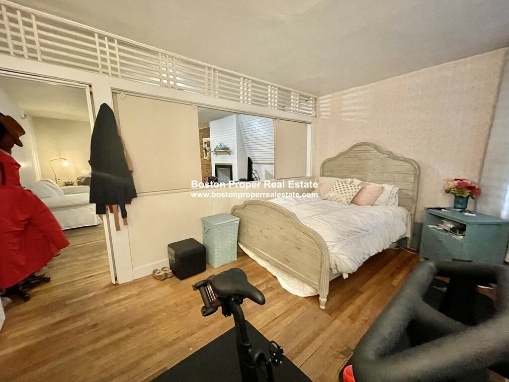 1 bed, 1 bath apartment for rent at 337 Beacon St Unit 101, Back Bay — photo 6 of 14
