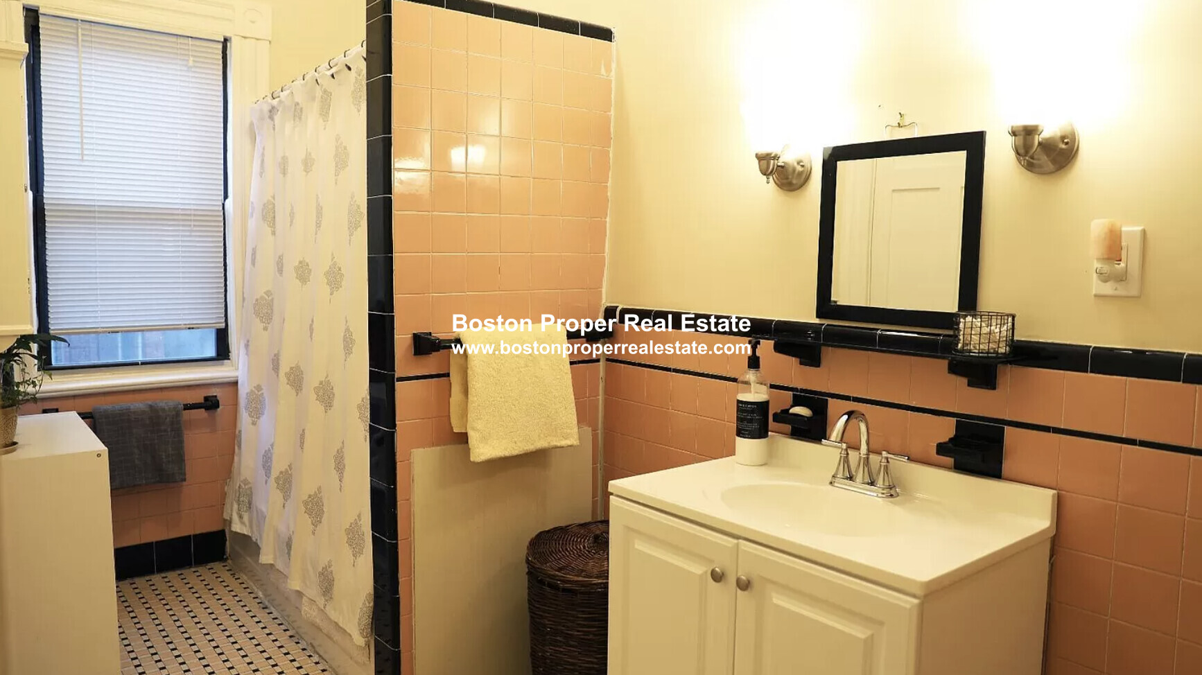 1 bed, 1 bath apartment for rent at 337 Beacon St Unit 5, Back Bay — photo 5 of 7