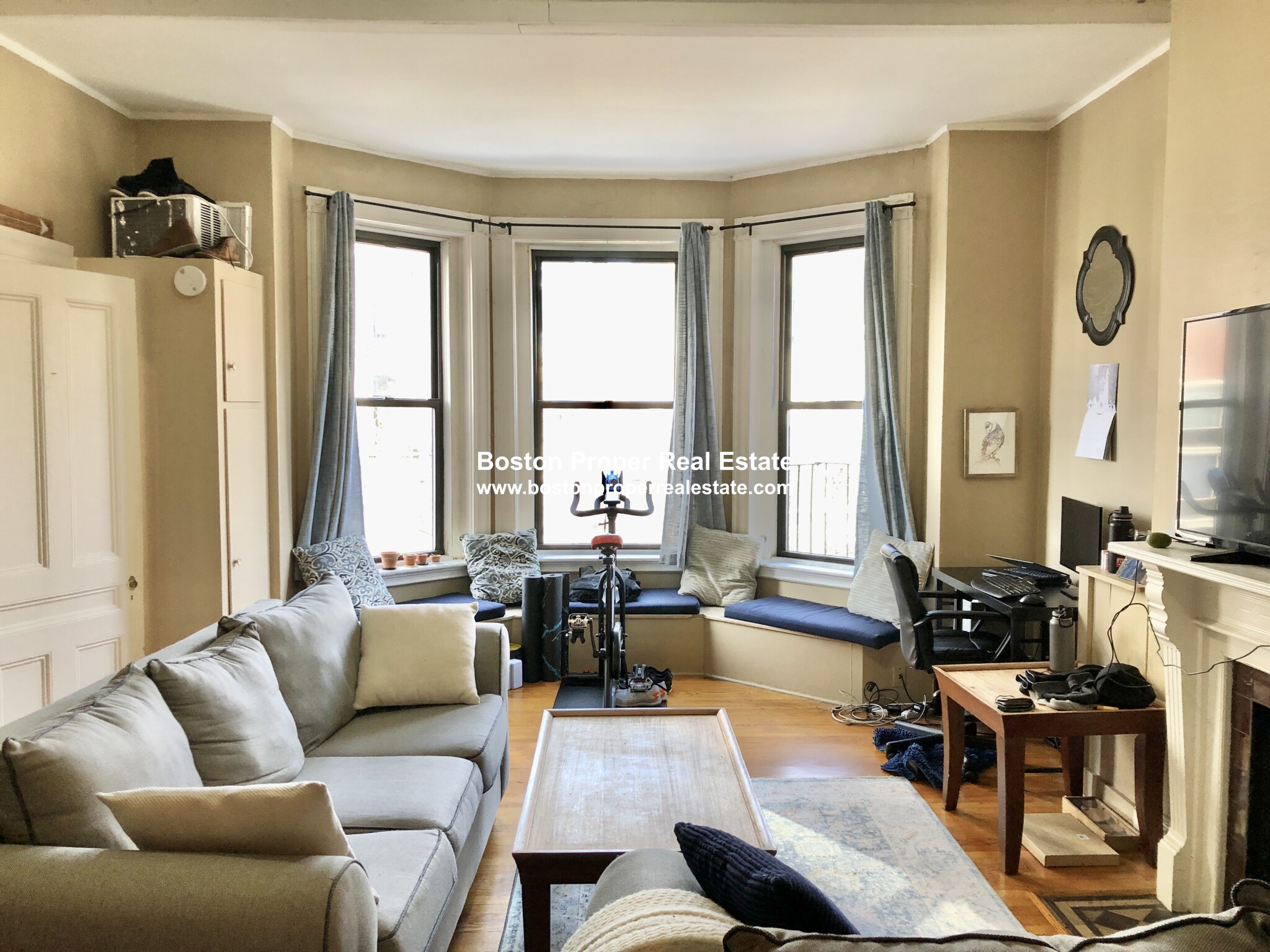 1 bed, 1 bath apartment for rent at 337 Beacon St Unit 6, Back Bay