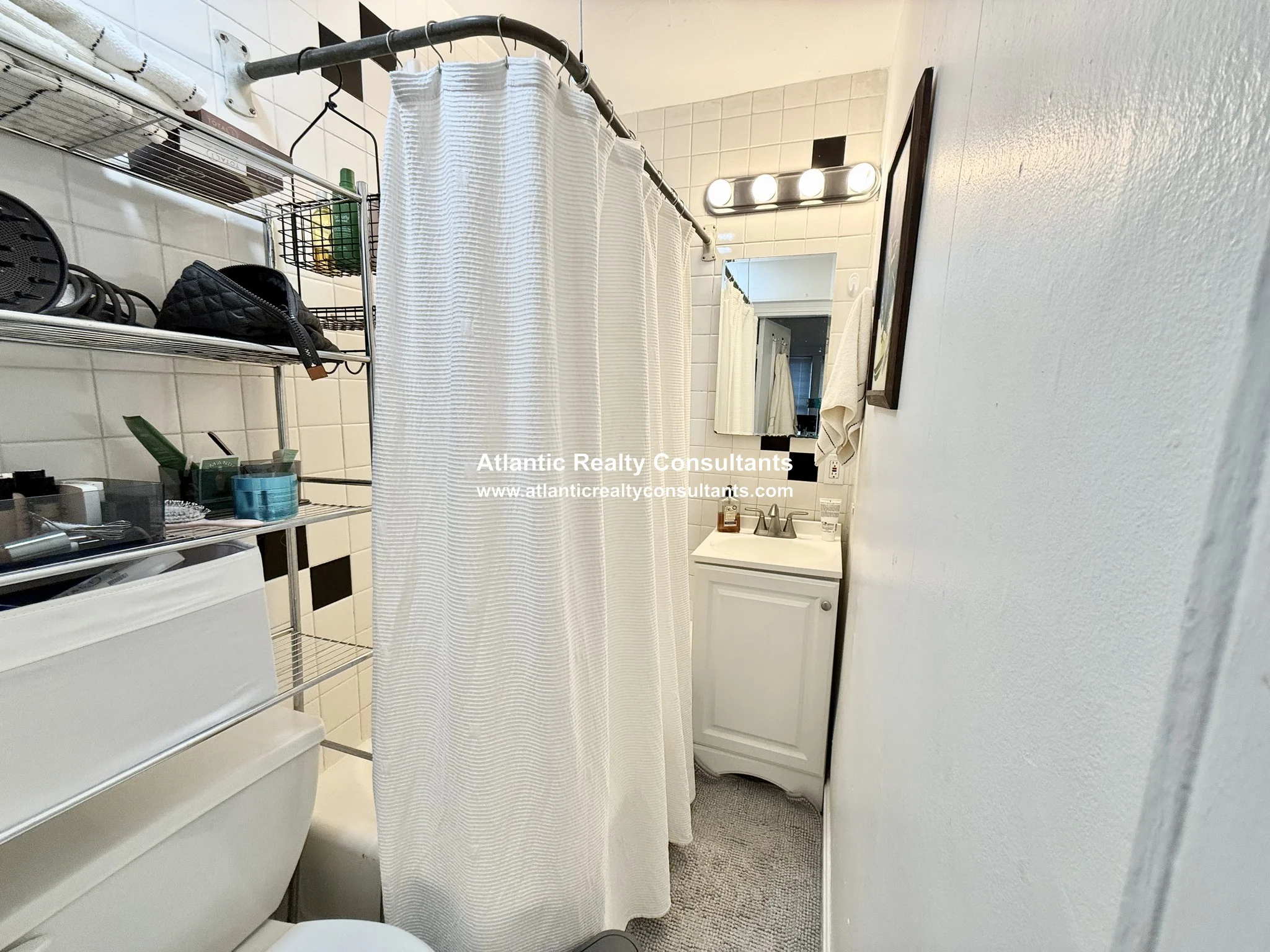 1 bed, 1 bath apartment for rent at 337 Beacon St Unit 901, Back Bay — photo 8 of 10