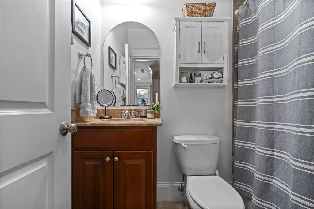 2 bed, 1 bath apartment for rent at 337 E St Unit 1, South Boston — photo 11 of 15