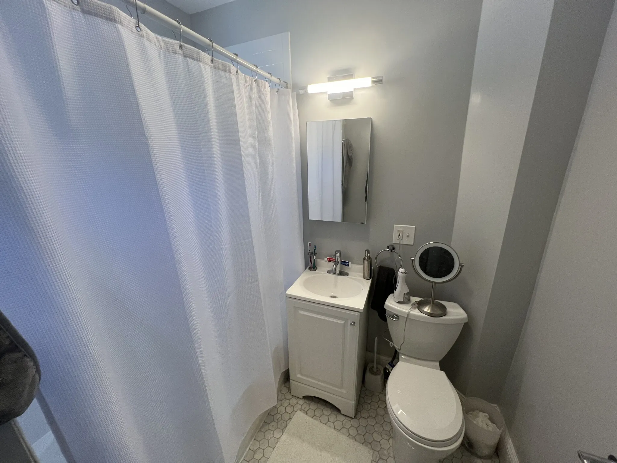 3 bed, 2 bath apartment for rent at 337 Highland Ave Unit 2, Powder House Square — photo 12 of 31
