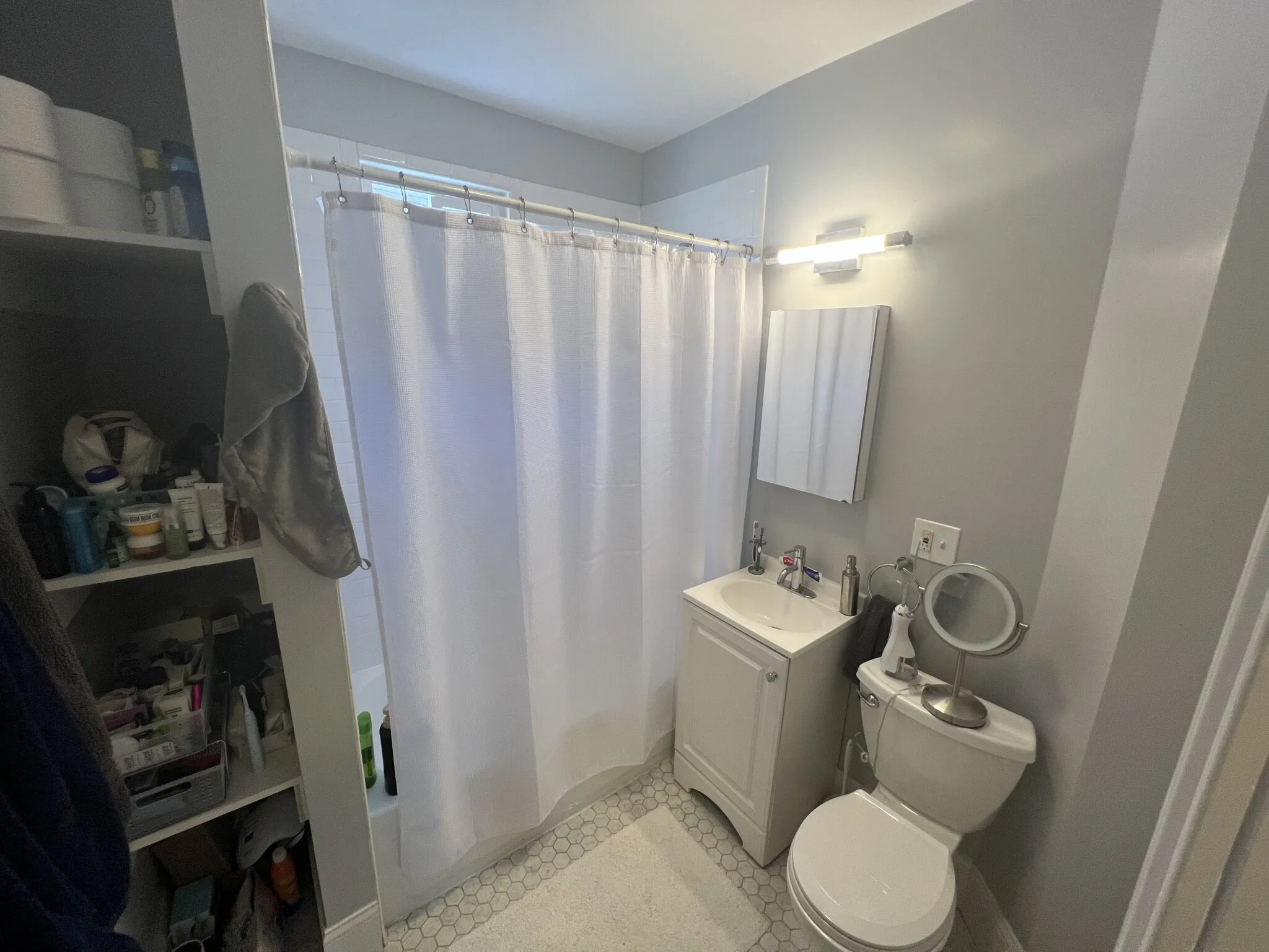 3 bed, 2 bath apartment for rent at 337 Highland Ave Unit 2, Powder House Square — photo 26 of 31