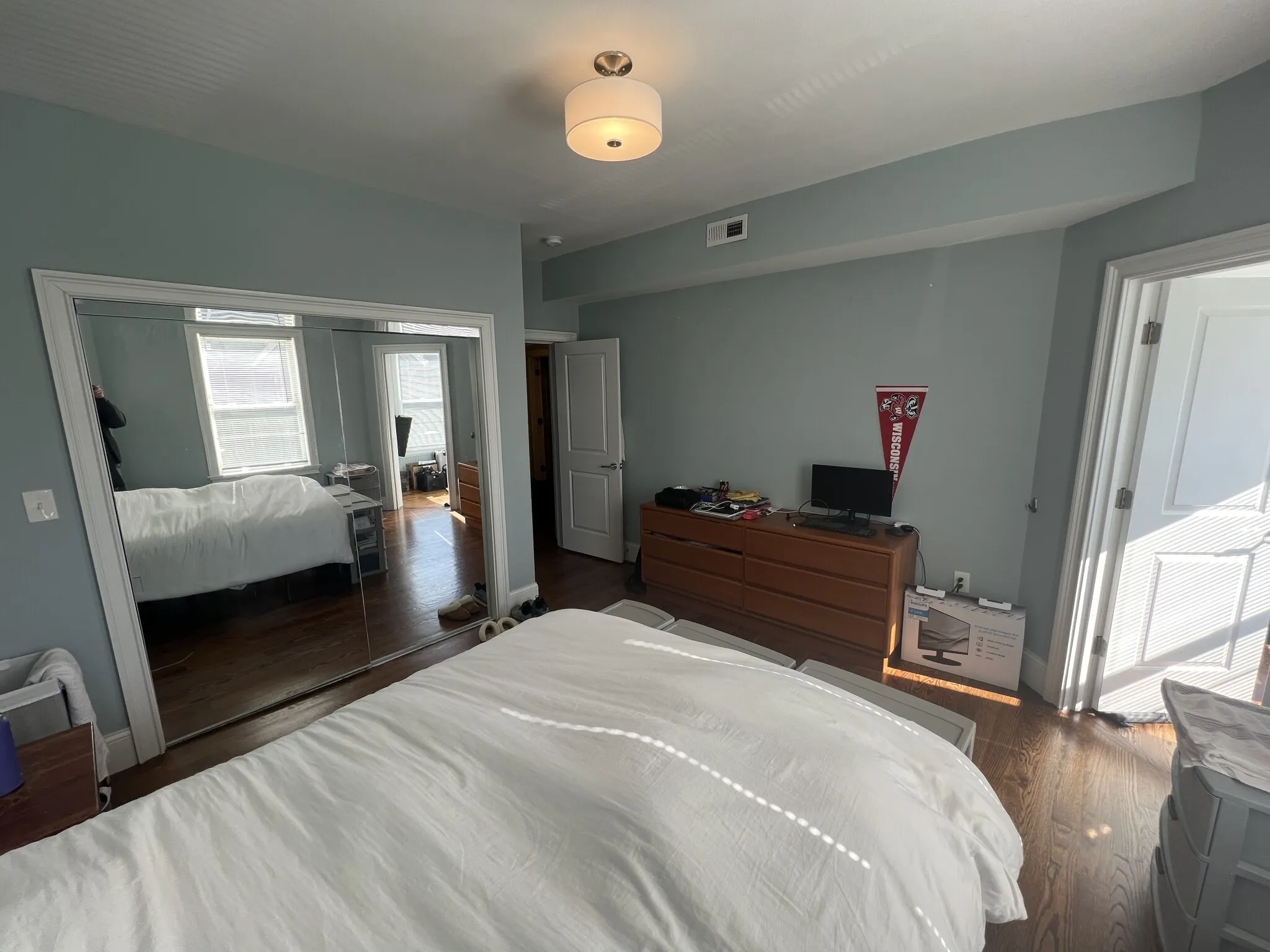 3 bed, 2 bath apartment for rent at 337 Highland Ave Unit 2, Powder House Square — photo 29 of 31