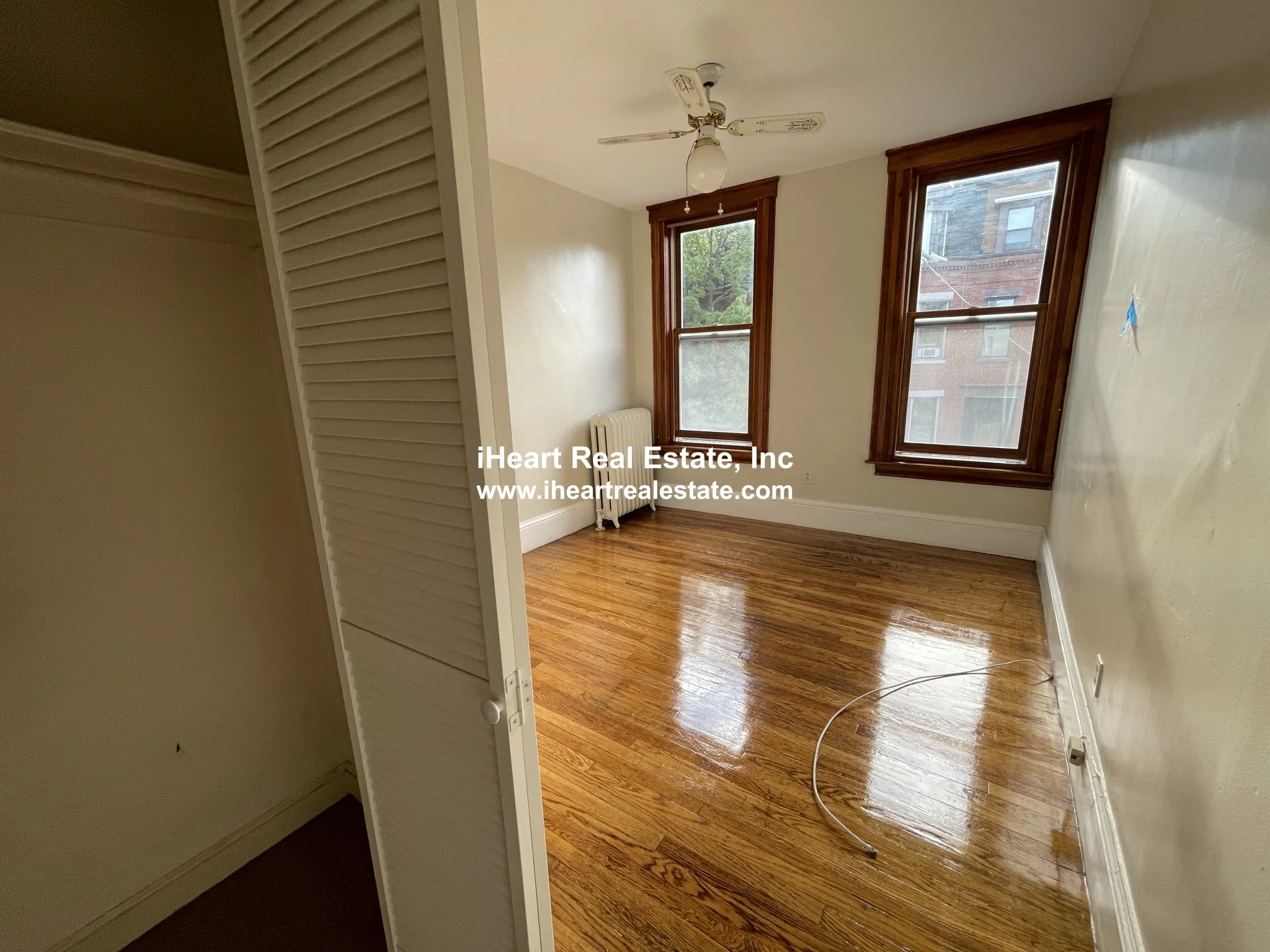 5 bed, 2.5 bath apartment for rent at 338 K St Unit 1, South Boston — photo 14 of 32