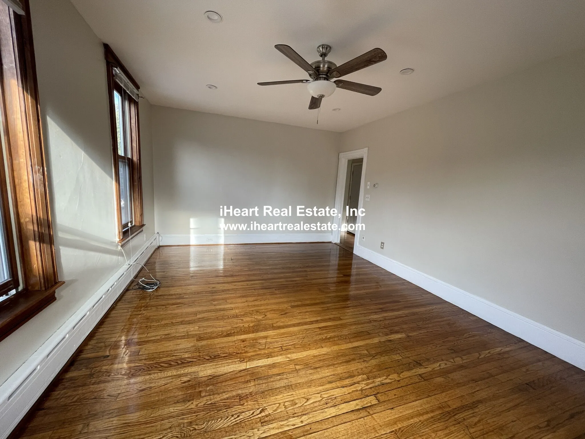 5 bed, 2.5 bath apartment for rent at 338 K St Unit 1, South Boston — photo 13 of 32