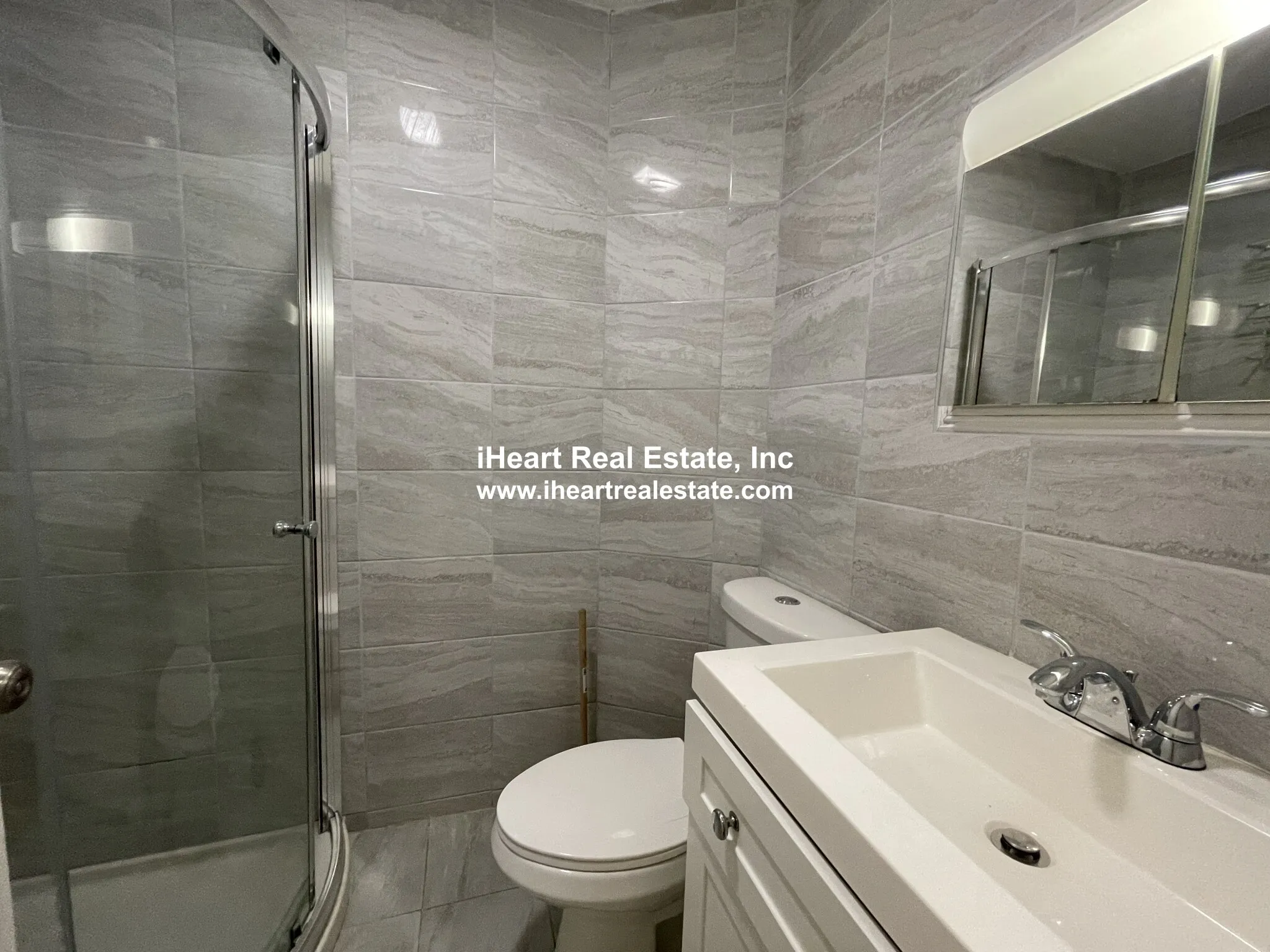 5 bed, 2.5 bath apartment for rent at 338 K St Unit 1, South Boston — photo 24 of 32