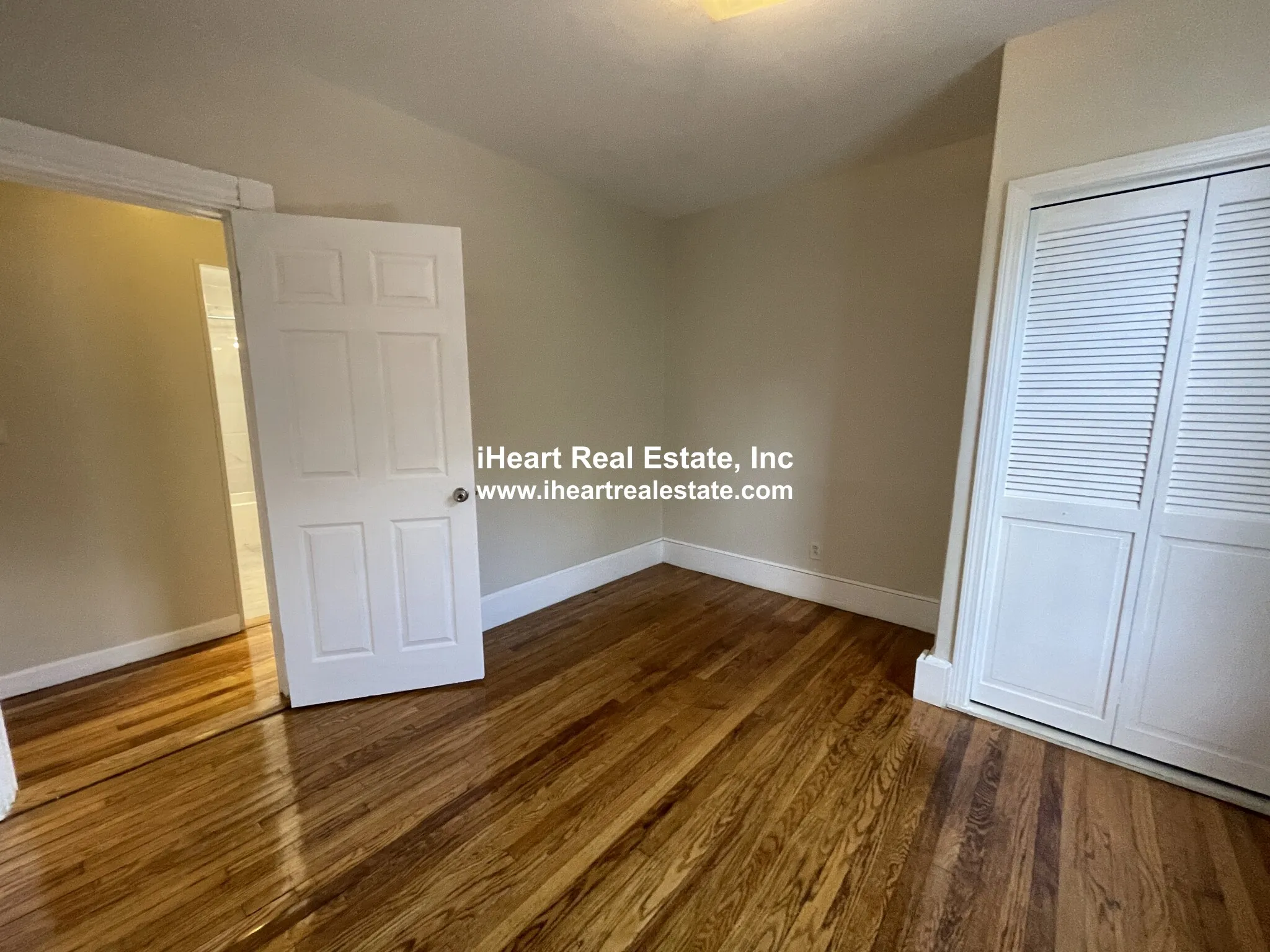 5 bed, 2.5 bath apartment for rent at 338 K St Unit 1, South Boston — photo 18 of 32