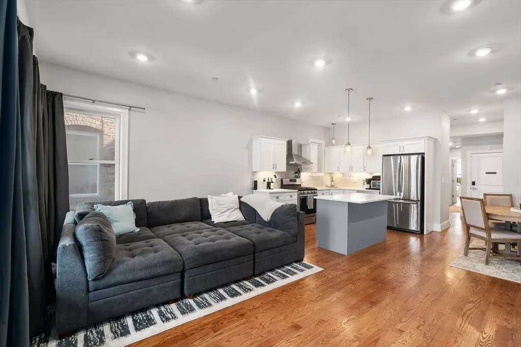 2 bed, 2 bath apartment for rent at 338 Meridian St Unit 2, Central Square — photo 7 of 20