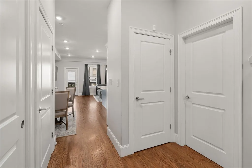 2 bed, 2 bath apartment for rent at 338 Meridian St Unit 2, Central Square — photo 13 of 20