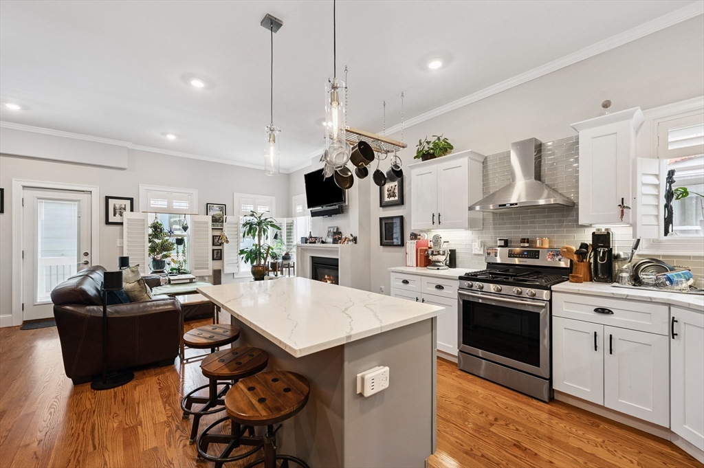 2 bed, 2 bath apartment for rent at 338 Meridian St Unit 4, East Boston